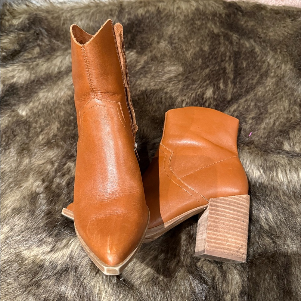 Steve Madden Cate Genuine Leather Bootie